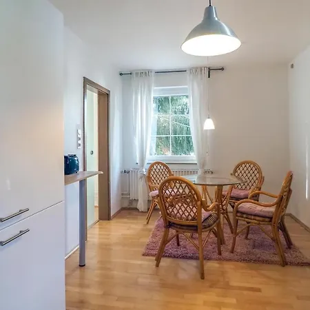 Cozy Apartment In Ober Ramstadt With Wifi